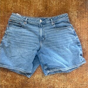 American Eagle, baggy jean shorts